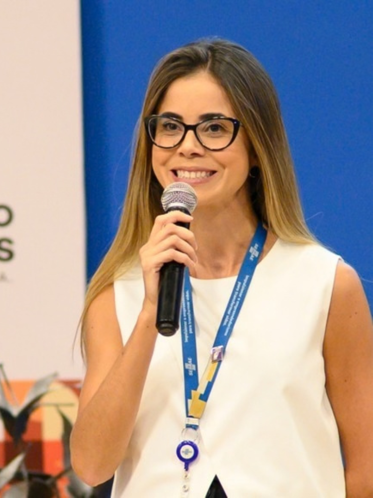 AmandaGuimaraes v1